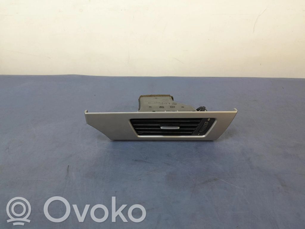 BMW 3 E90 E91 Šoninės oro grotelės 