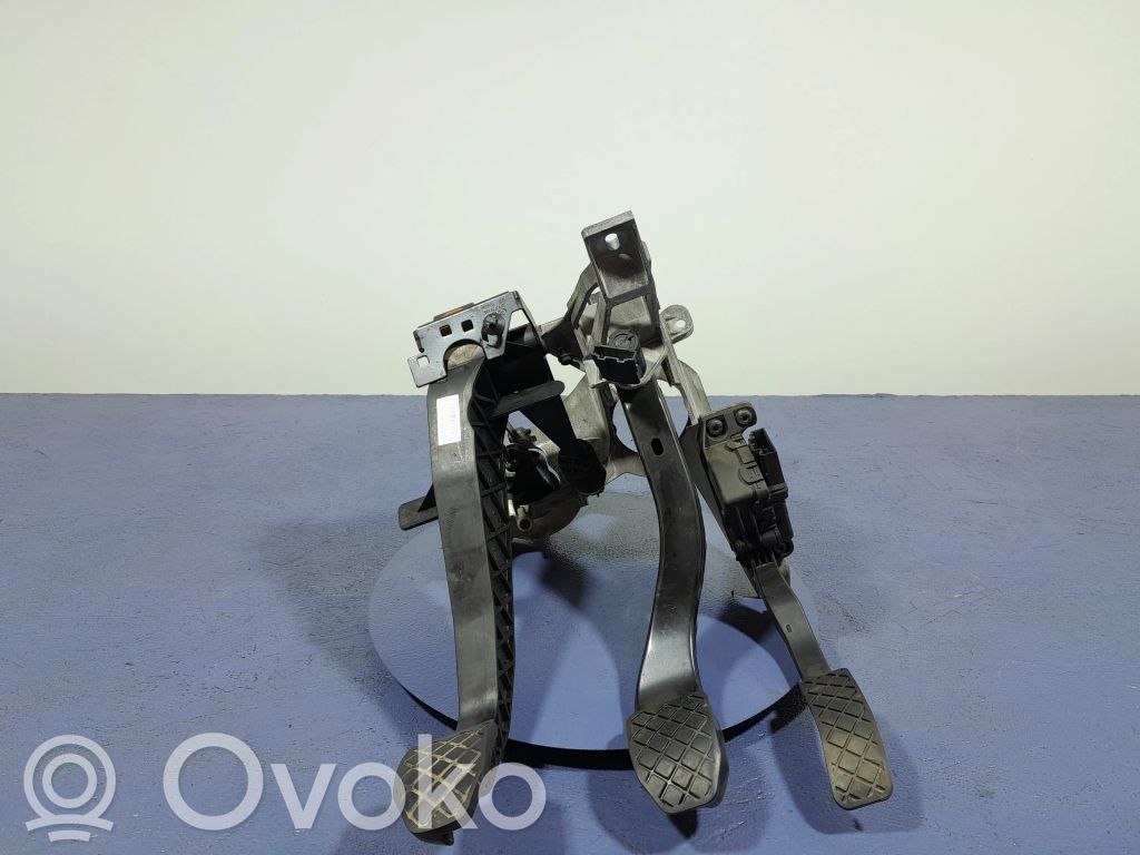 Audi A6 S6 C6 4F Pedal del acelerador 
