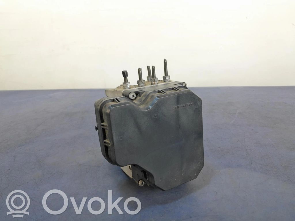 Lexus IS 220D-250-350 ABS Pump 