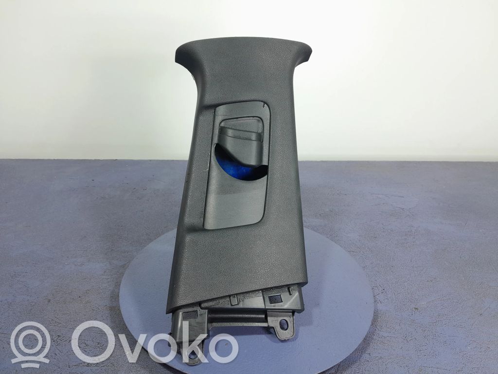 Toyota Corolla E210 E21 Otras molduras del borde/pilar 