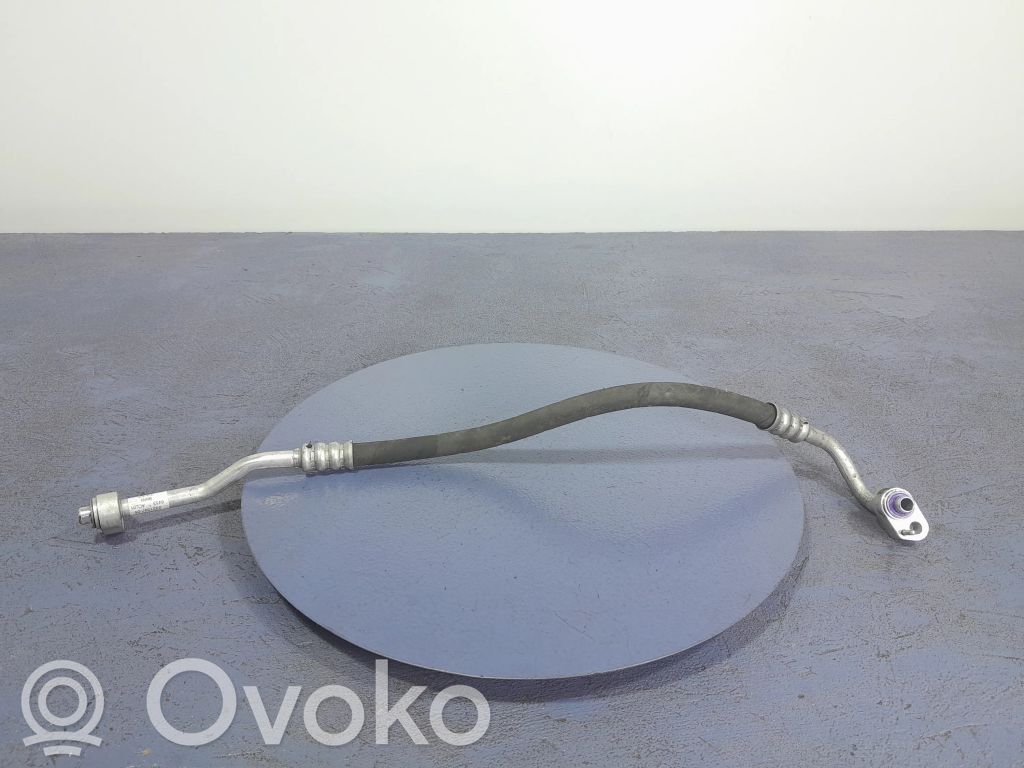 BMW 5 G30 G31 G38 Ilmastointilaitteen putki (A/C)