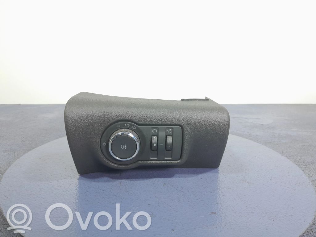 Opel Astra J Interruttore luci