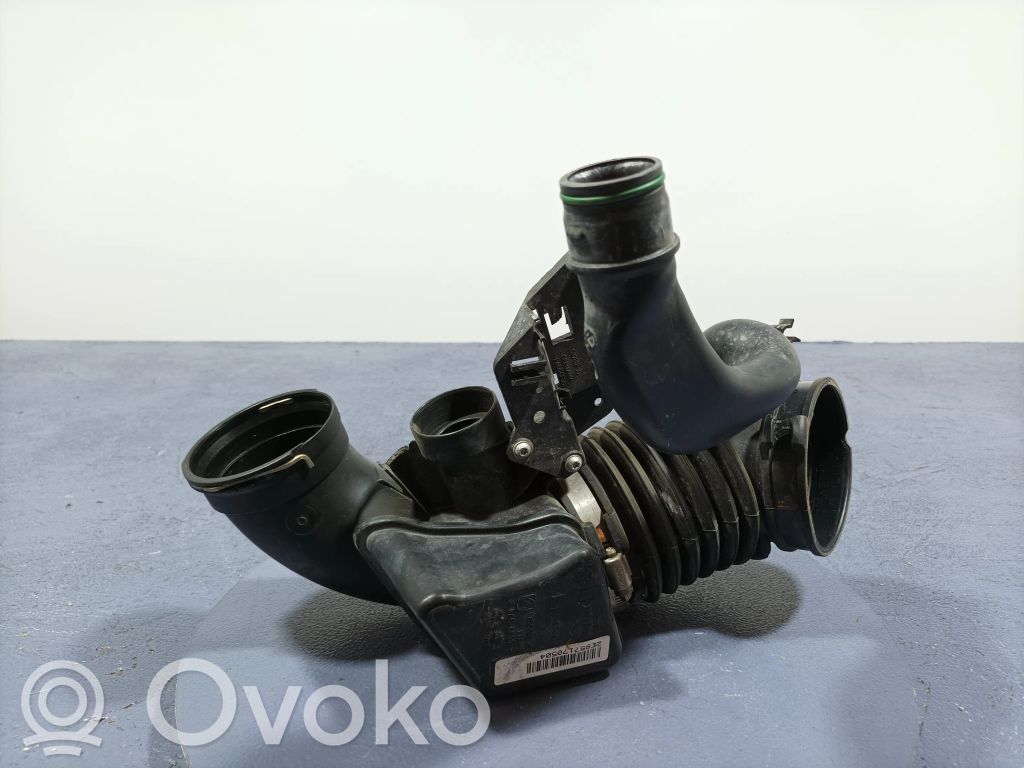 BMW 5 G30 G31 G38 Tubo di aspirazione dell’aria 