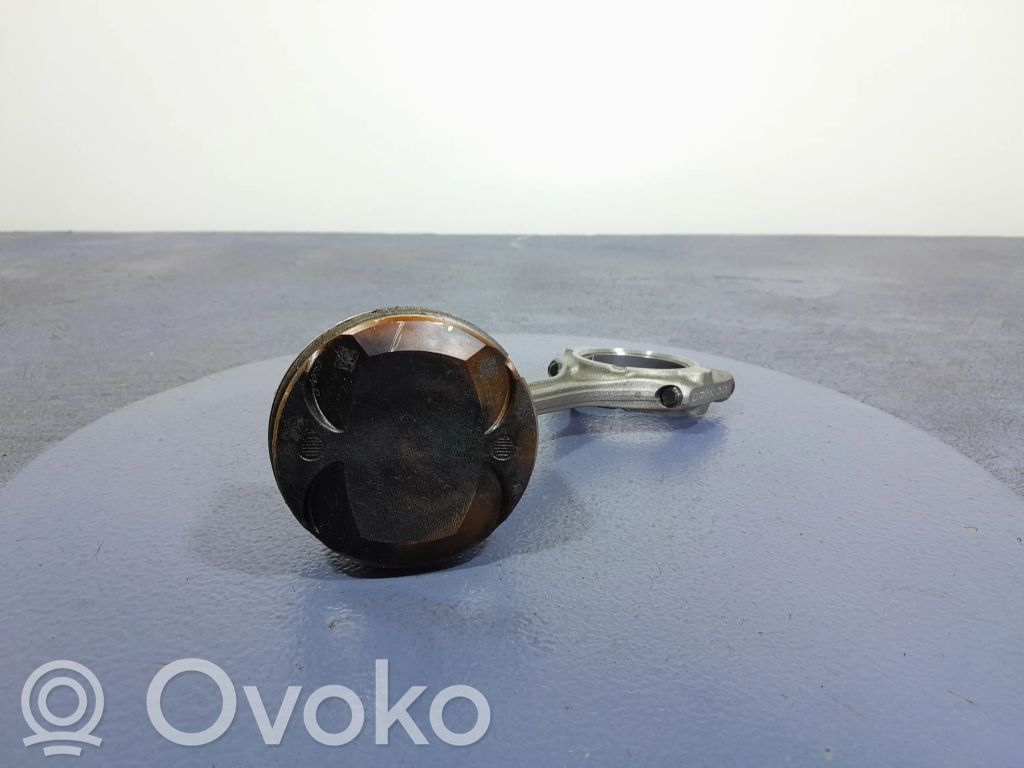 Piston   24050,24050