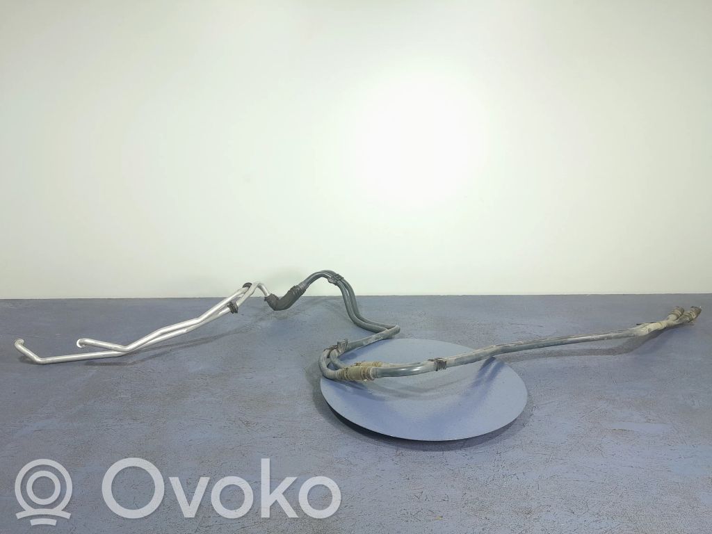 Audi A8 S8 D2 4D Przewód / Wąż chłodnicy