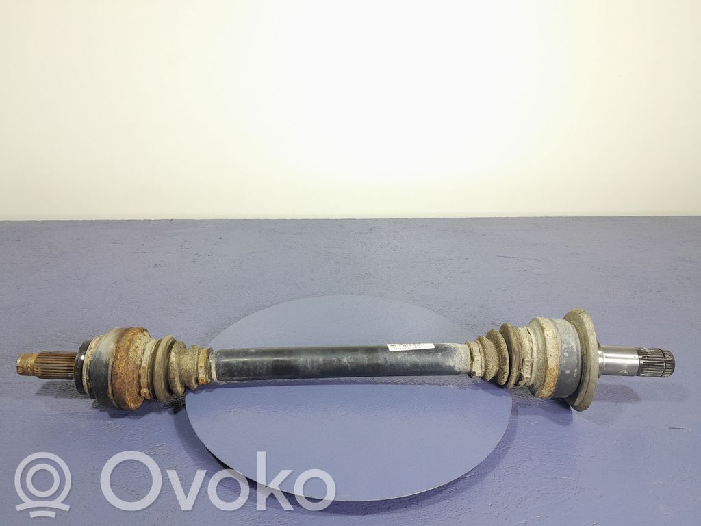 Takavetoakseli   7581015,7581015