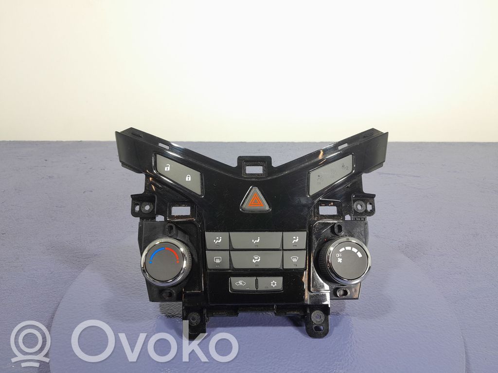 Chevrolet Cruze Unitate control climatizare 