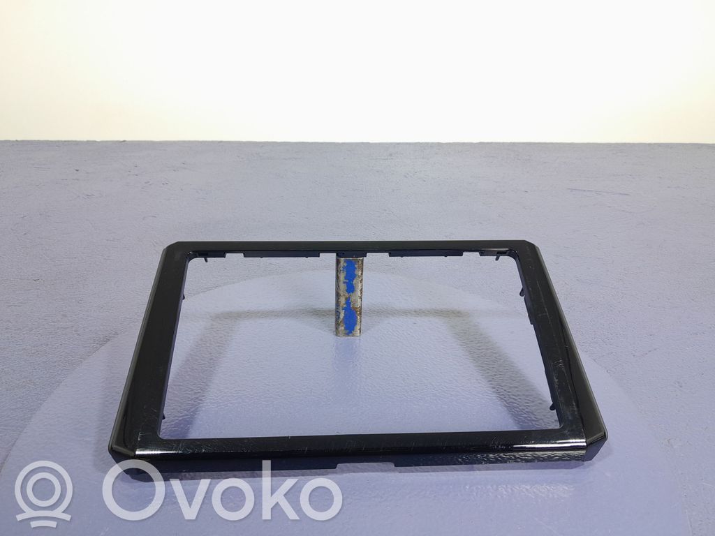 Toyota Corolla E10 Muu kynnyksen/pilarin verhoiluelementti 