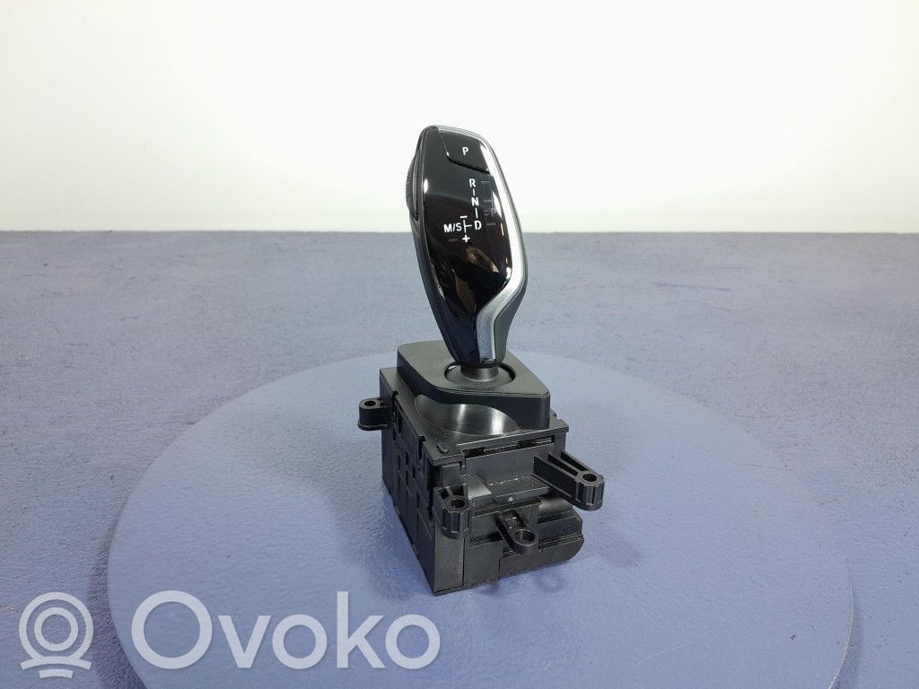Audi A4 S4 B7 8E 8H Drążek zmiany biegów 