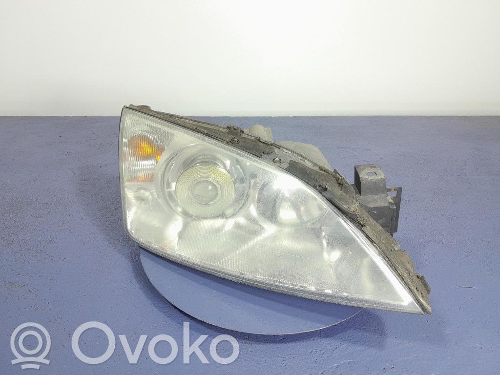 Ford Mondeo Mk III Phare frontale 