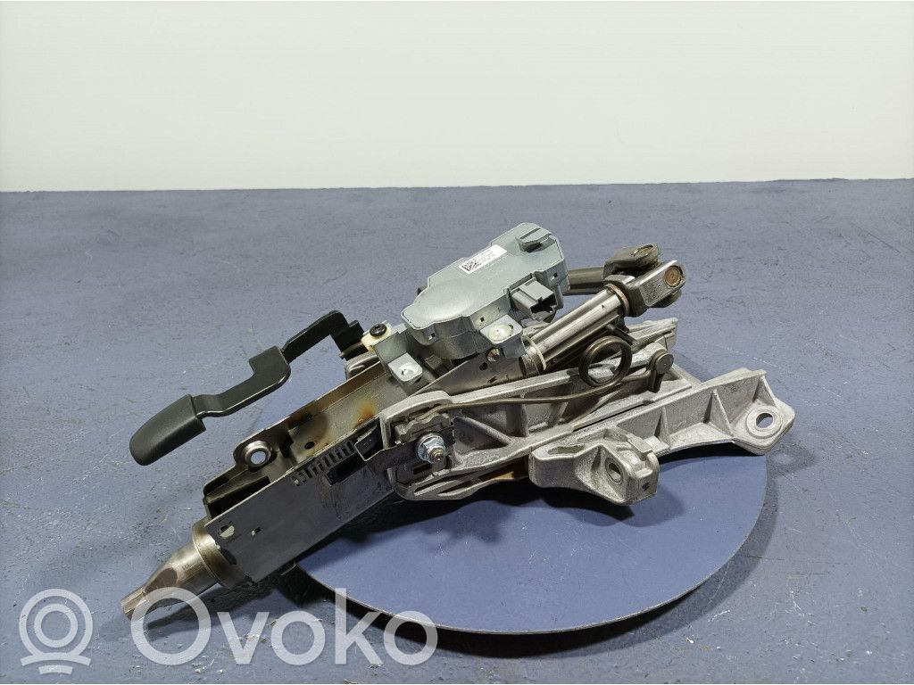 Volvo V40 Ohjauspyörän akseli 