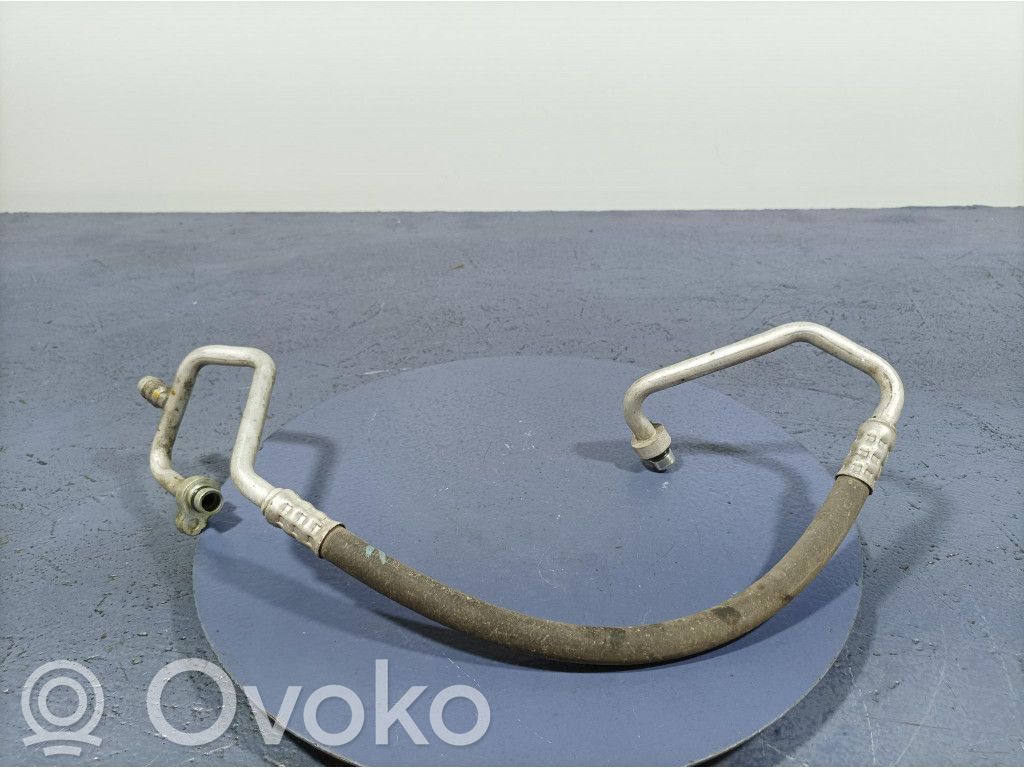 Mazda 3 III Ilmastointilaitteen putki (A/C) 