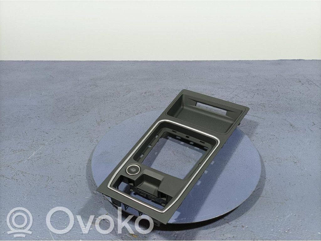 Nissan Atleon Centrinė konsolė 