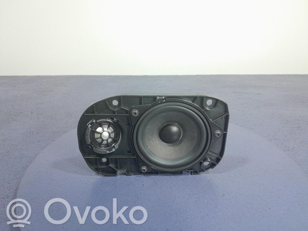 BMW 1 F40 Głośnik niskotonowy 