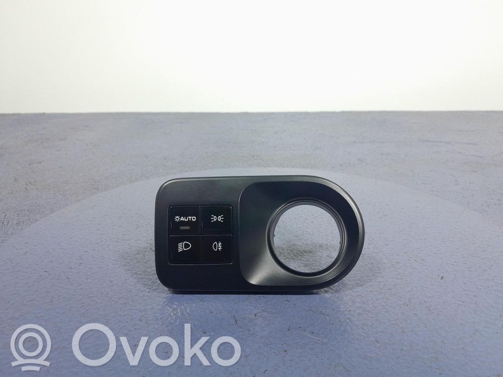 Porsche Cayenne (9Y0 9Y3) Interruptor de luz 