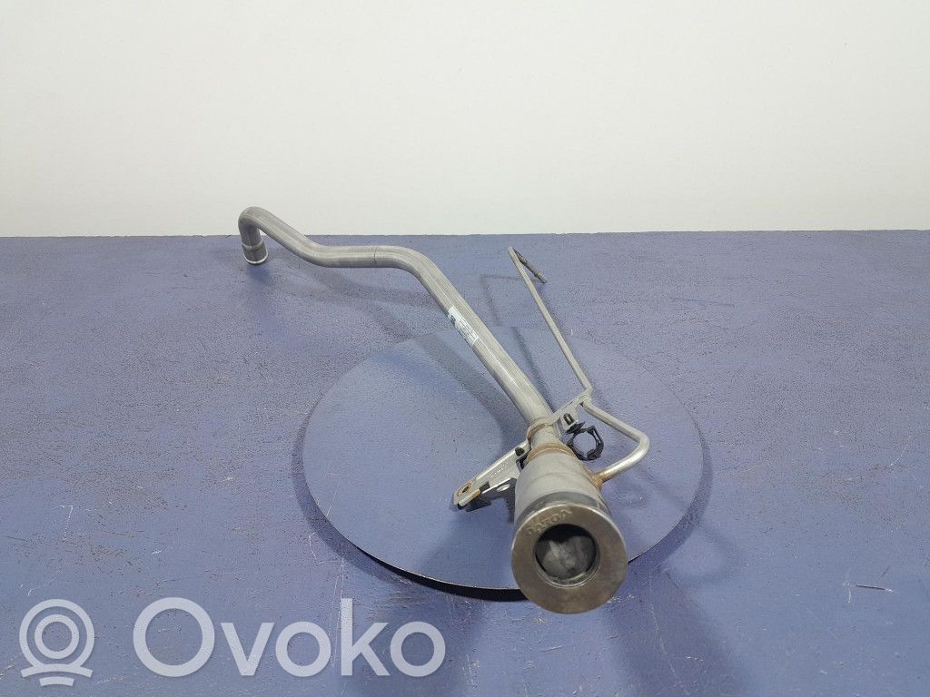Volvo XC90 Tuyau de remplissage de réservoir de carburant