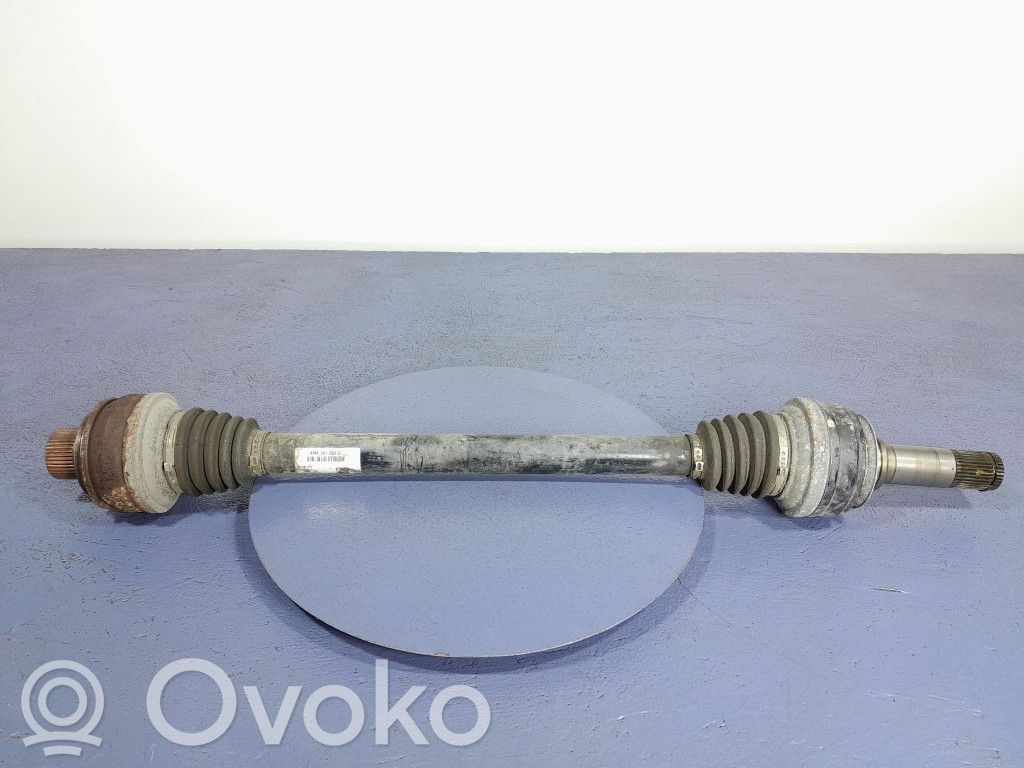 Porsche Cayenne (9Y0 9Y3) Eje de transmisión trasero