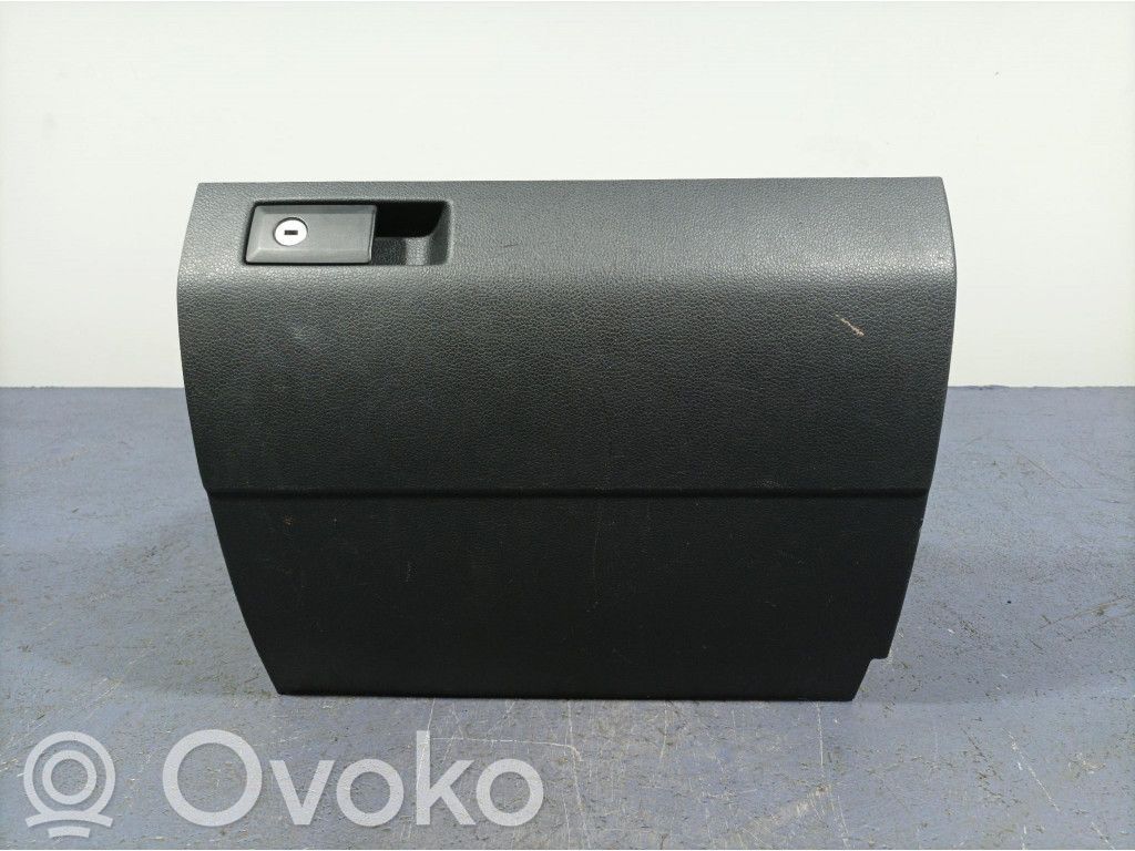 Volkswagen Caddy Daiktadėžė 