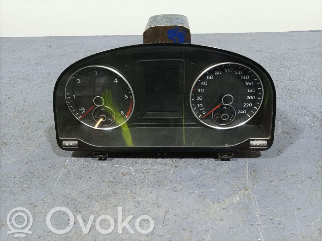 Volkswagen Caddy Licznik / Prędkościomierz 