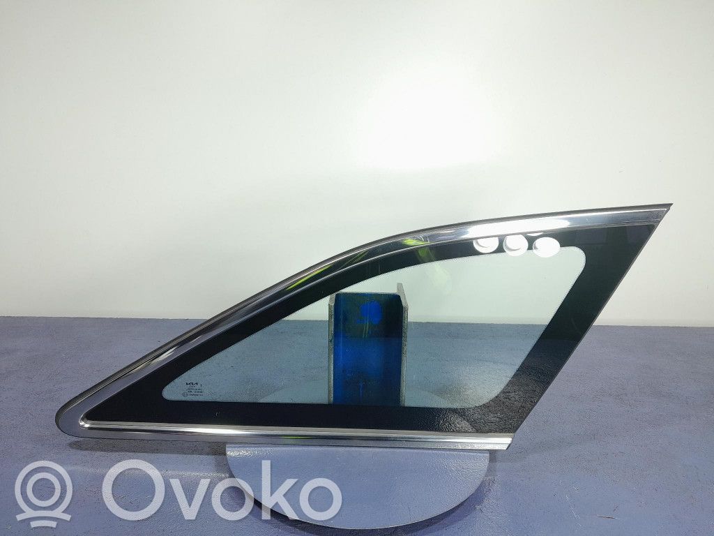 KIA Ceed Vidrio lateral trasero 