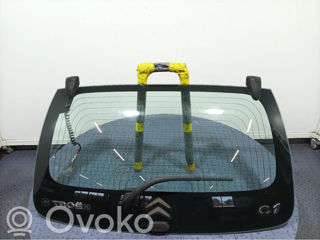 Rear windscreen/windshield window