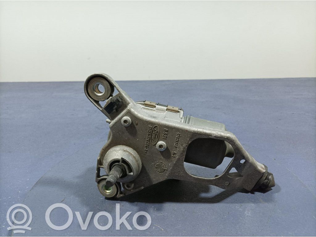 Ford Focus Front wiper linkage and motor 