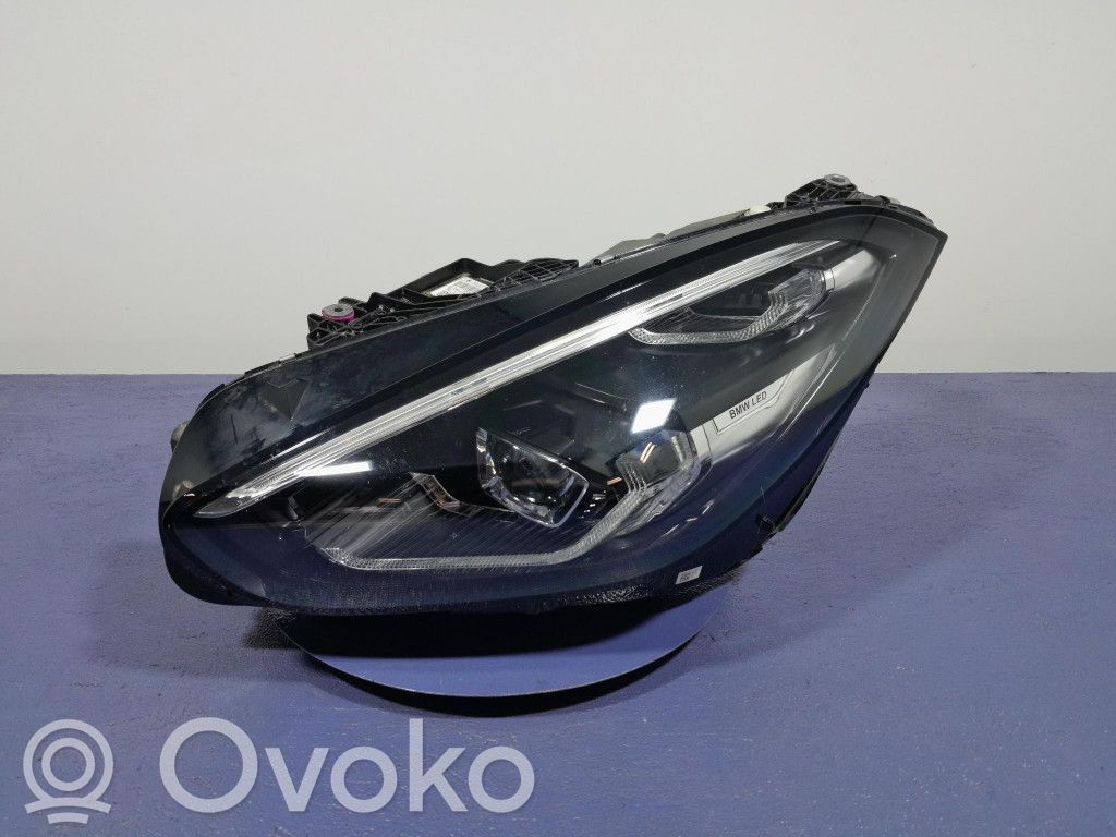 Headlight/headlamp   5A2DB95,5A2DB95