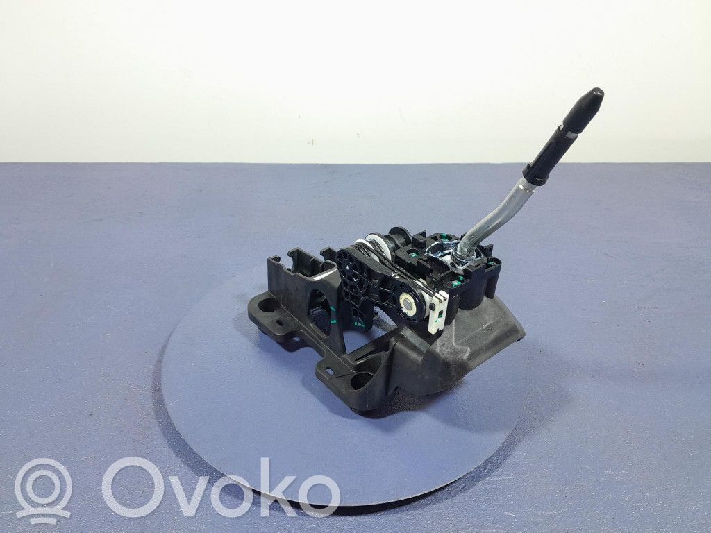 Opel Corsa F Palanca de cambios 