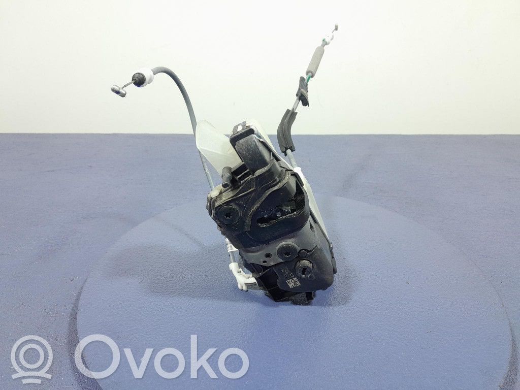 Opel Corsa F Etuoven lukko 