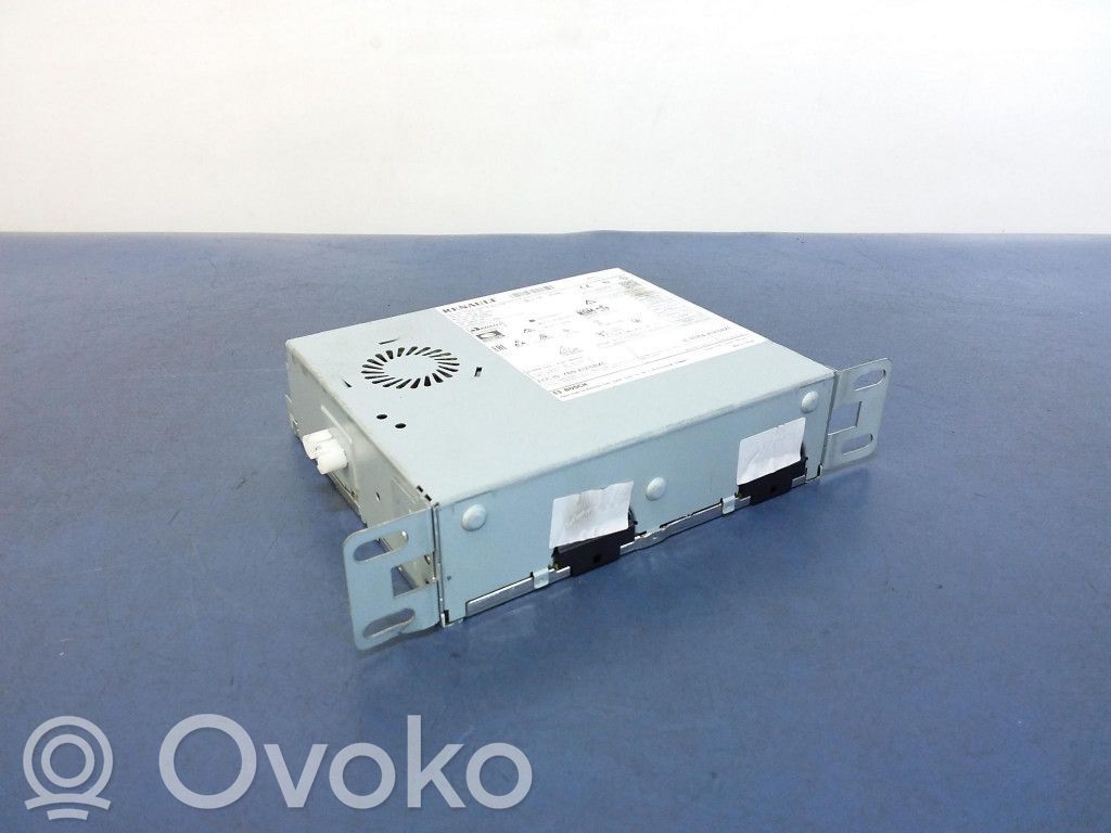 Renault Clio V Radio/CD/DVD/GPS head unit 