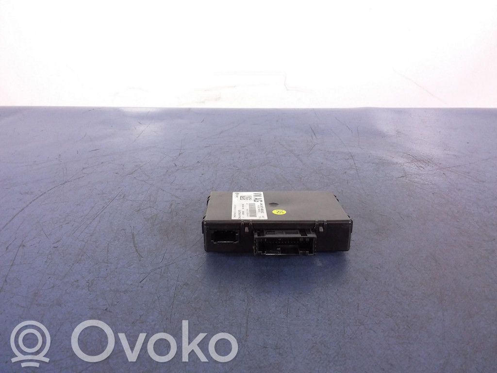 Audi A8 S8 D4 4H Gateway control module 