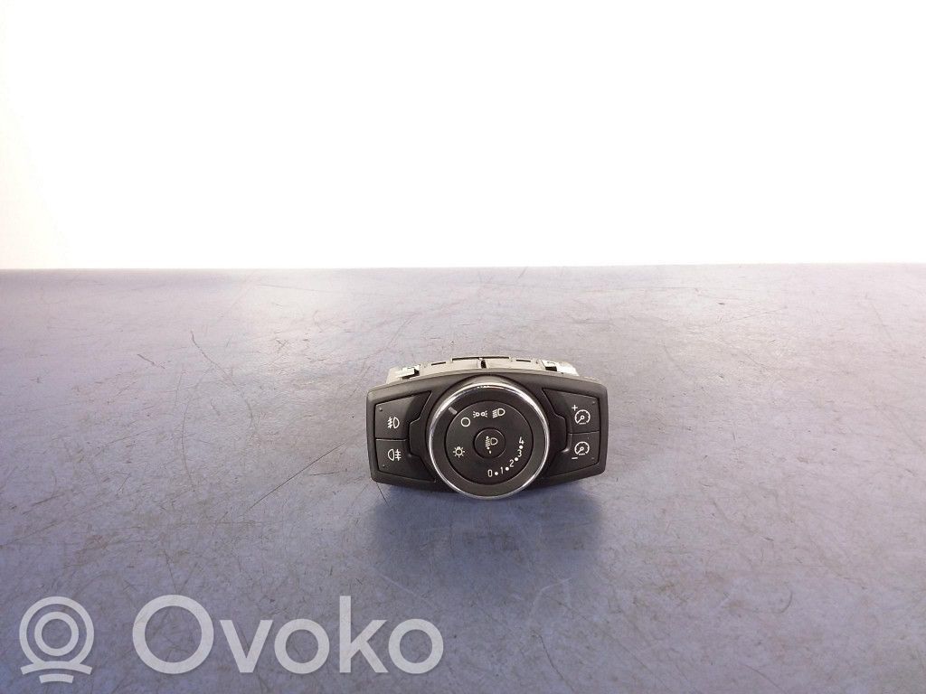 Ford Focus Light switch 