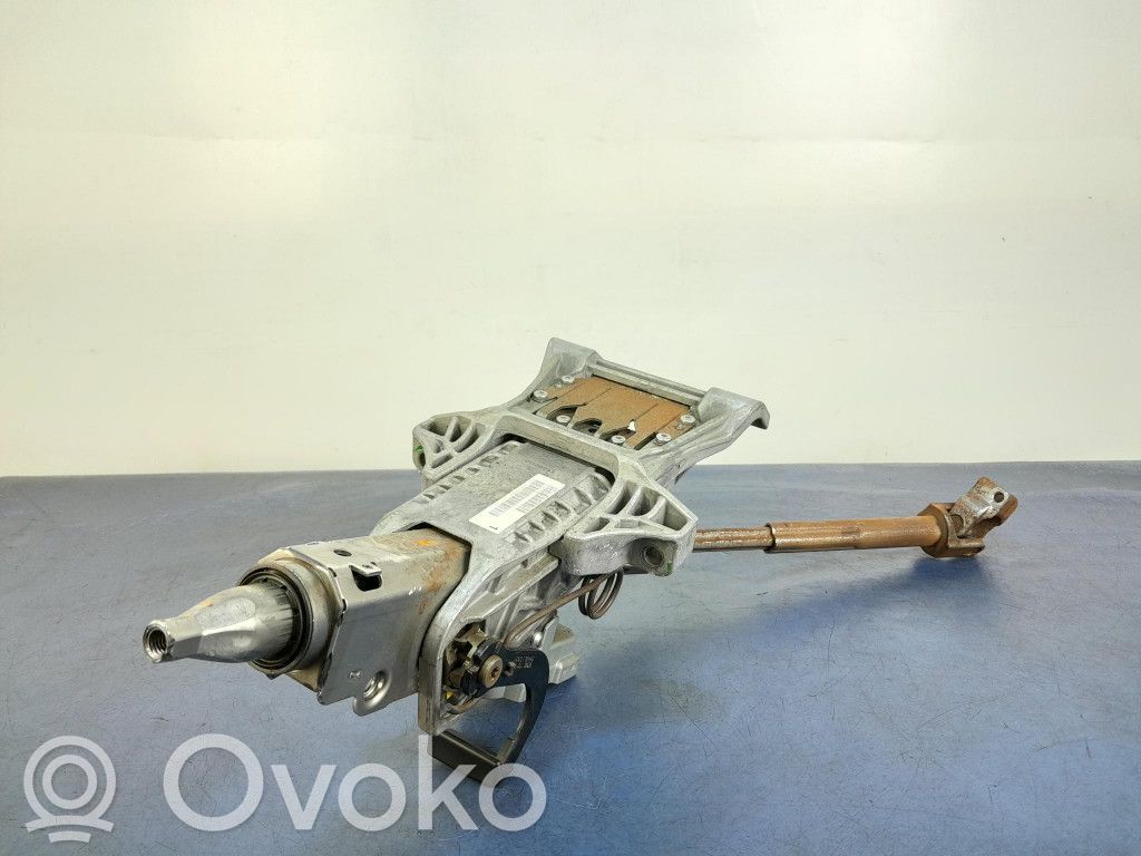 Volvo V50 Ohjauspyörän akseli
