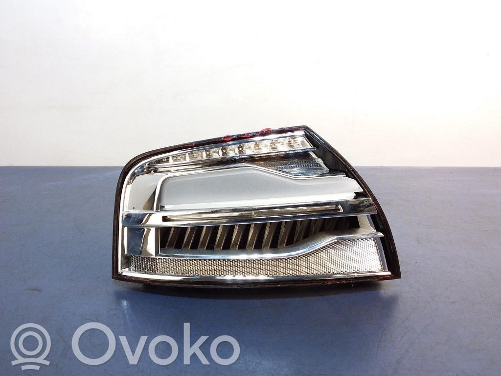 Lampa tylna   4H0945095J,4H0945095J