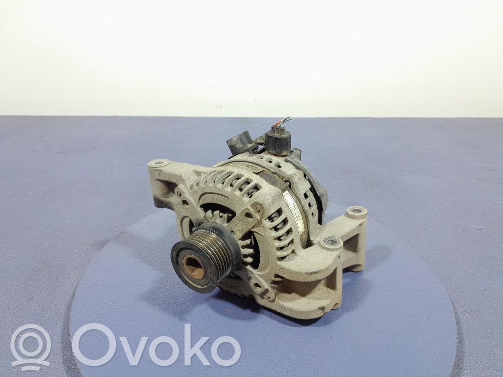 Volvo S40 Ģenerators 