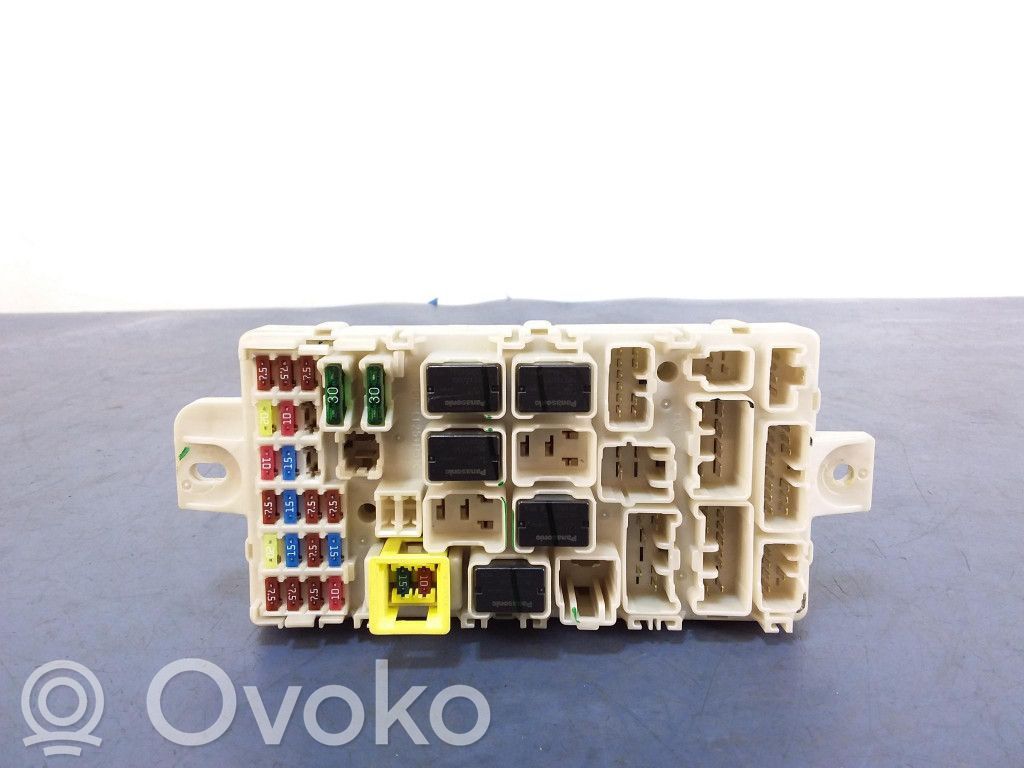 Mitsubishi Space Star Fuse box set 