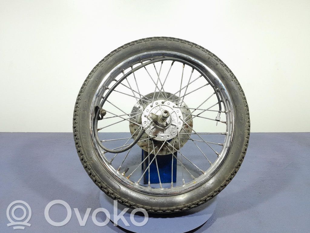 AC 428 Cerchione in lega R17