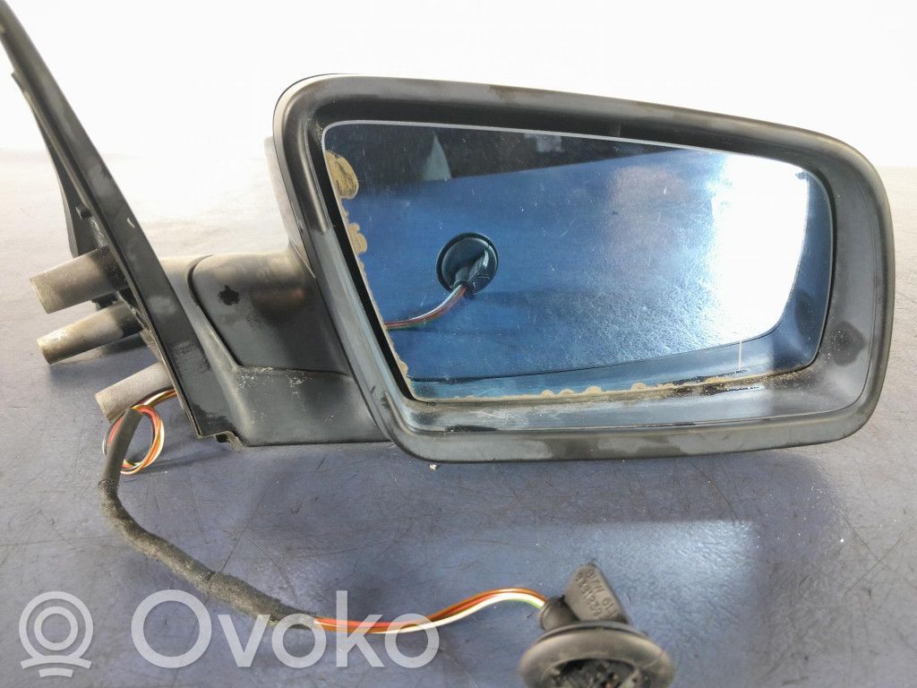 Spogulis (elektriski vadāms)