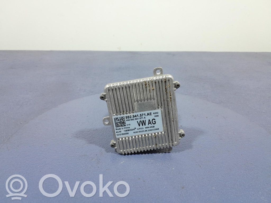 Volkswagen T-Roc Voltage converter/converter module 
