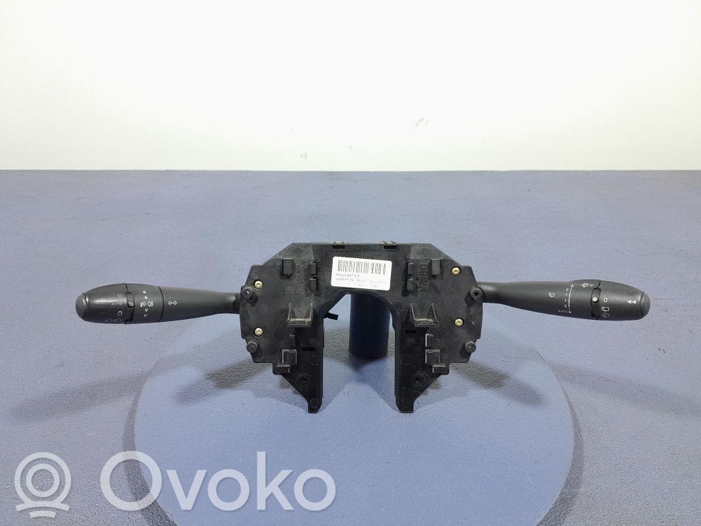 Citroen C4 I Picasso Autres commutateurs / boutons / leviers 