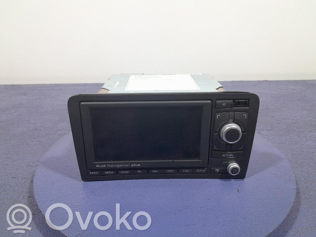 Audi A3 S3 A3 Sportback 8P Panel / Radioodtwarzacz CD/DVD/GPS
