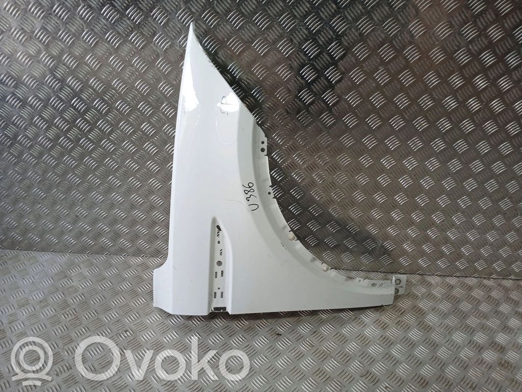Jaguar E-Pace Sparnas 