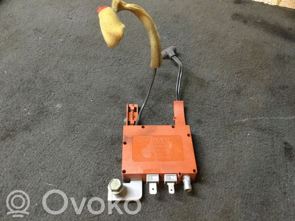 Volvo S60 Antenos stiprintuvas 