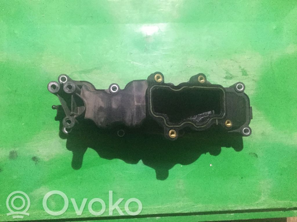 Audi A4 S4 B8 8K Kolektor ssący 