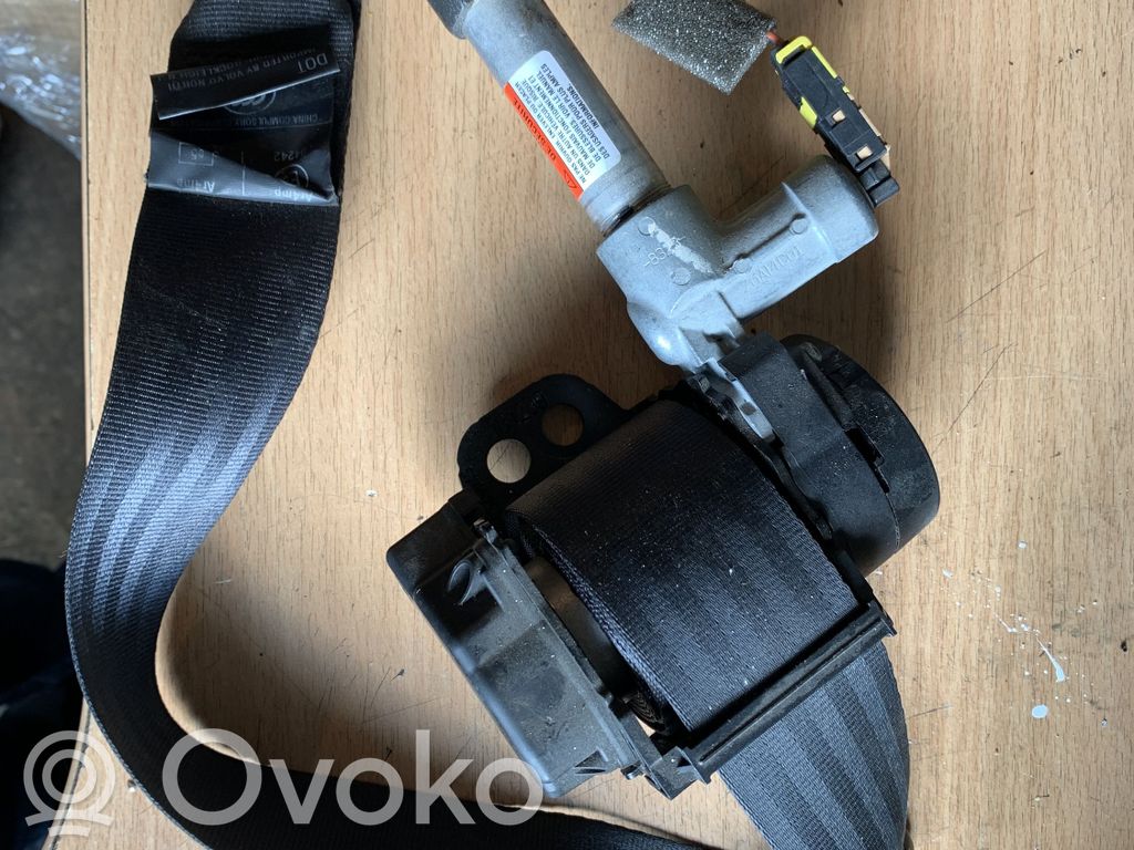 Volvo S60 Cinturón trasero 