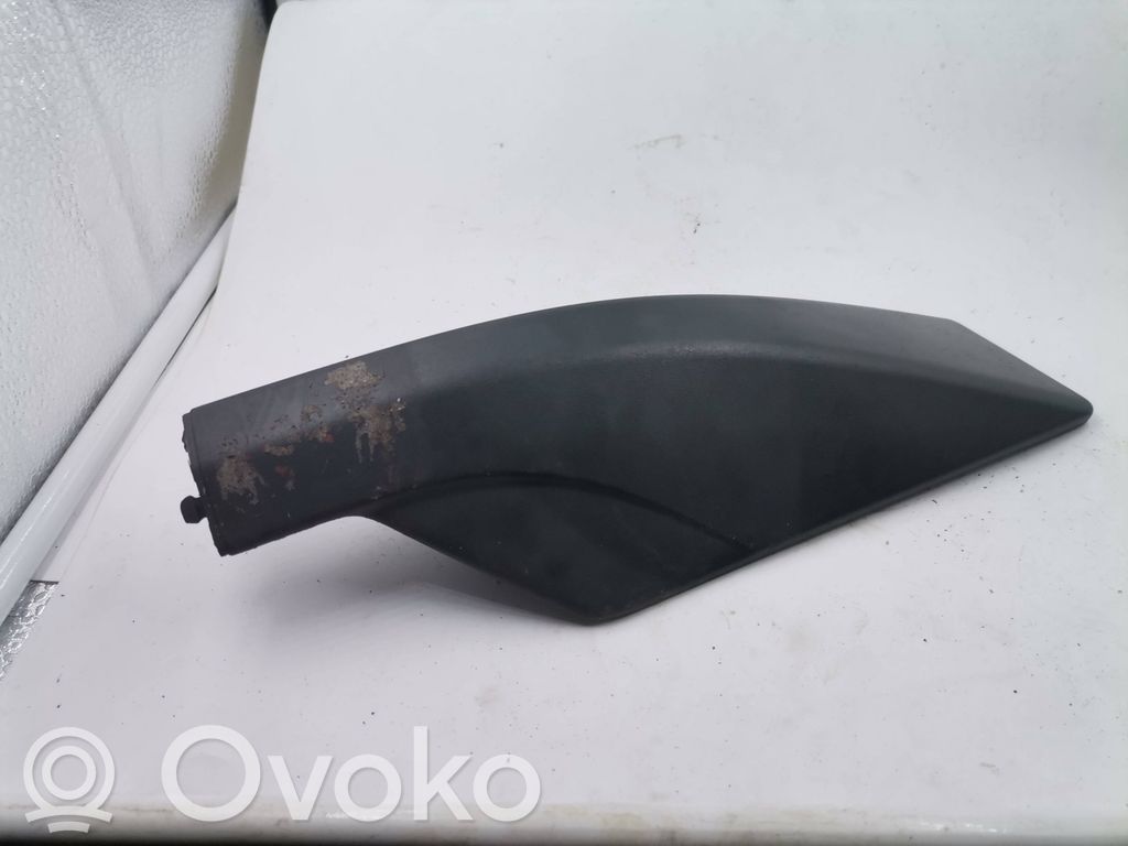 Osłona relingu dachowego   9484125