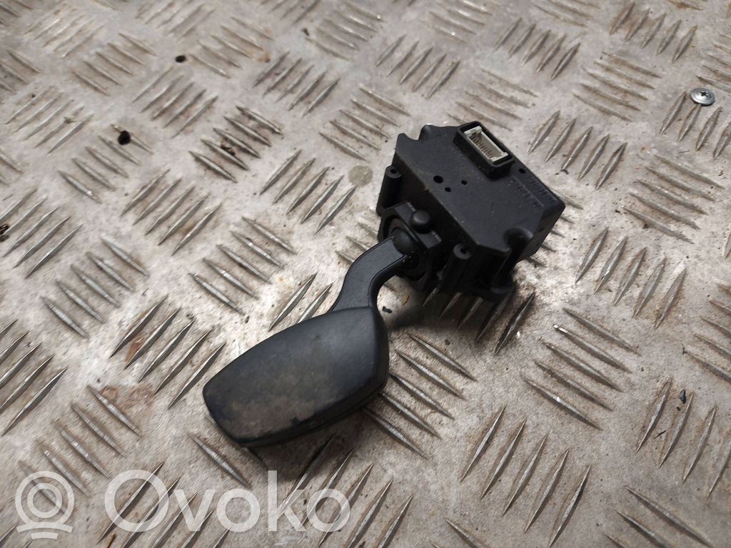 Indicator stalk   695134903