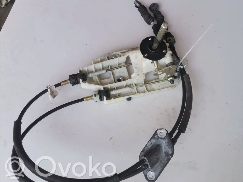 Volvo S60 Gear shifter/selector 