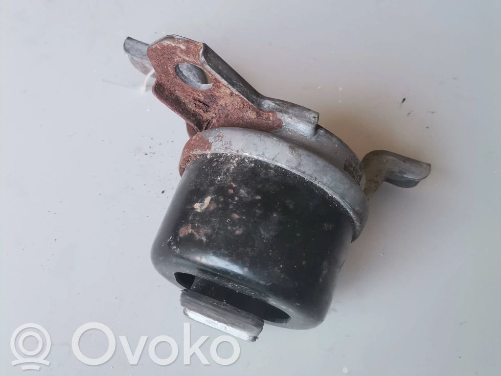 Volvo XC60 Soporte de montaje del motor 