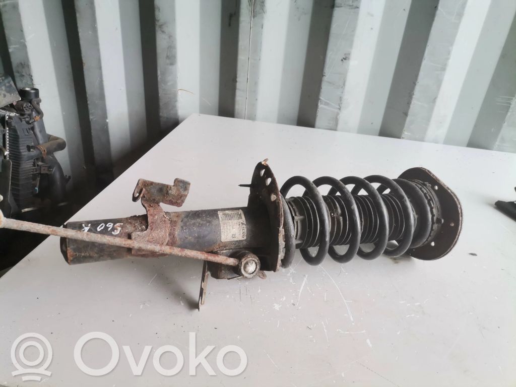 Volvo S60 Amortyzator przedni 